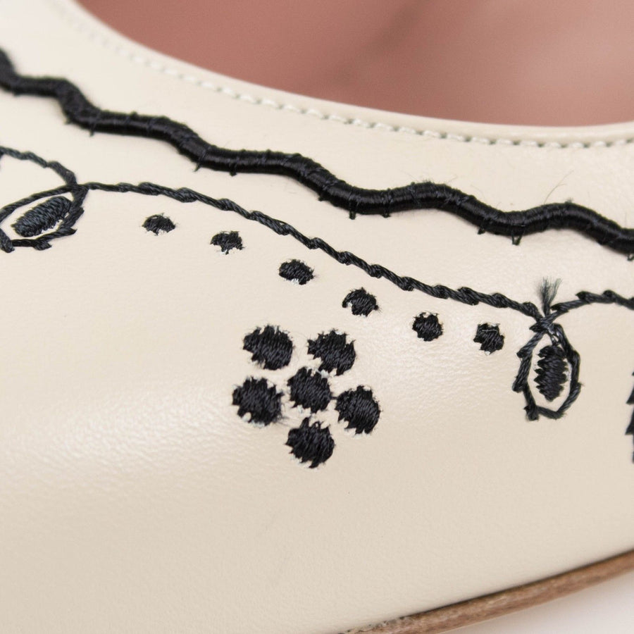 Leather Stitched Detail Pumps - Cream