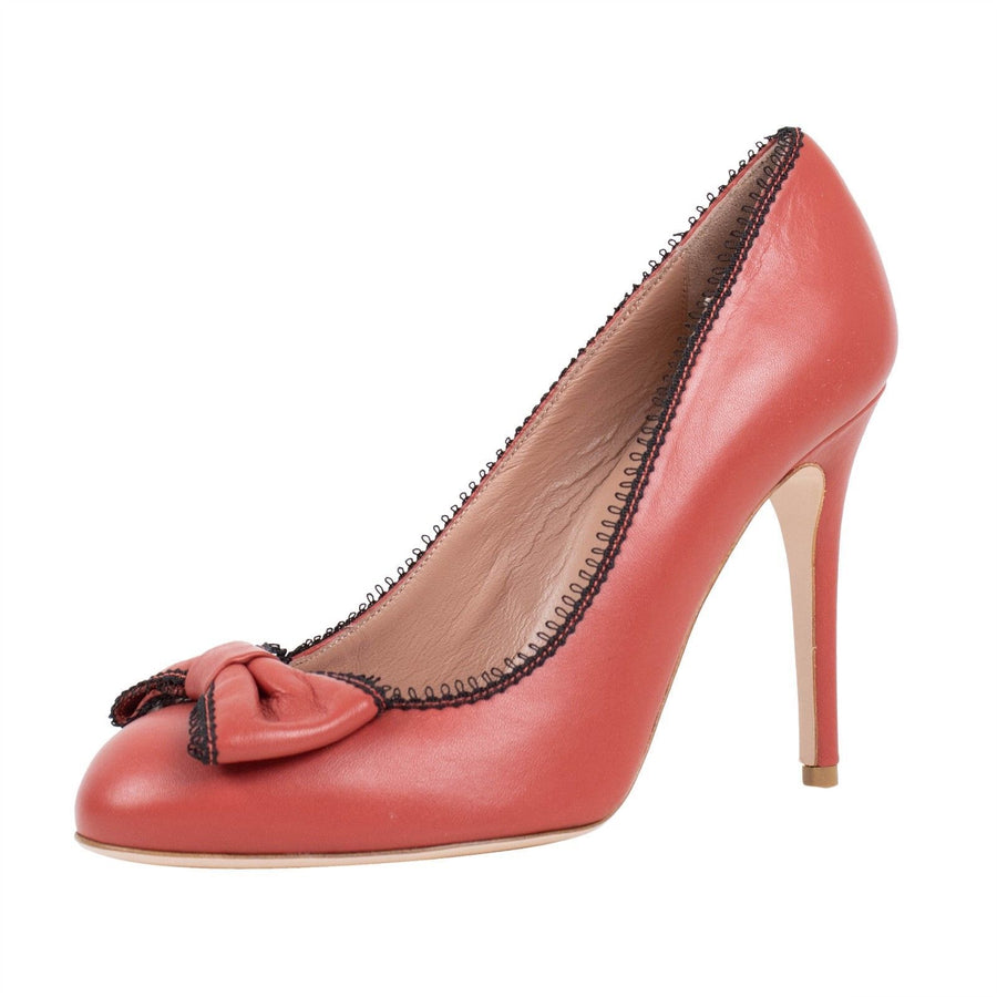 Leather Scalloped Edge Bow Pumps - Red