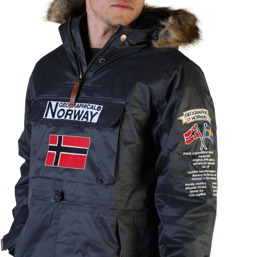 Geographical Norway - Barman_man_dgrey