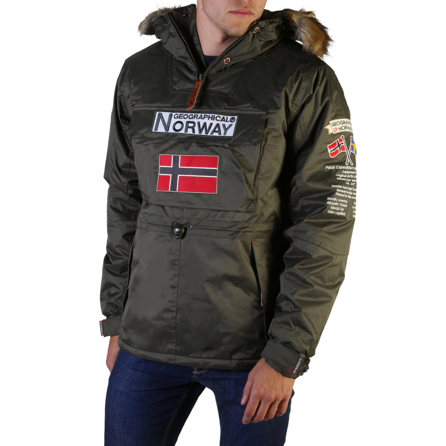 Geographical Norway - Barman_man_kaki