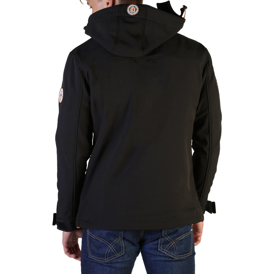Geographical Norway - Takeaway_man_black