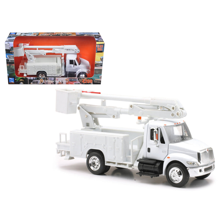 International 4200 Line Maintenance Truck 1/43 Model By New Ray 15913e