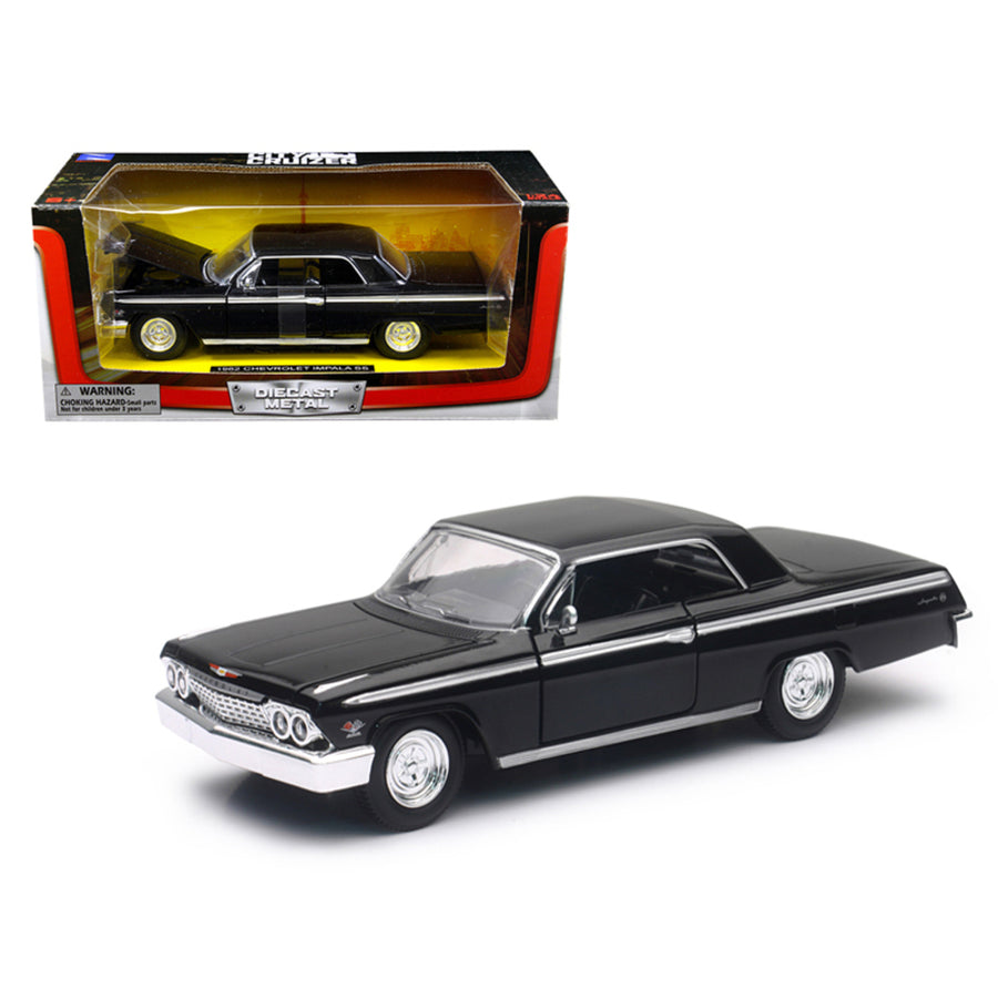 1962 Chevrolet Impala Ss Black 1/24 Diecast Model Car By New Ray Ss-71843bk