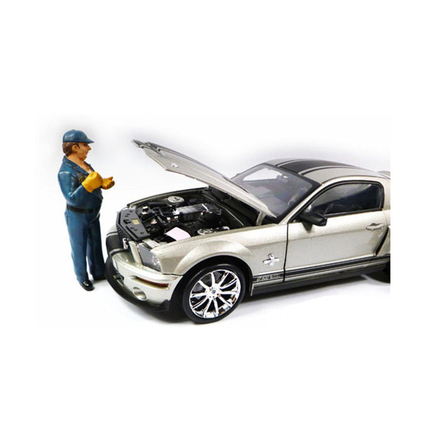 Tow Truck Driver/operator Bill Figure For 1:18 Scale Diecast Car Models By American Diorama 23794