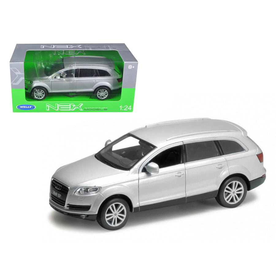 Audi Q7 Silver 1/24 Diecast Car Model By Welly 22481s