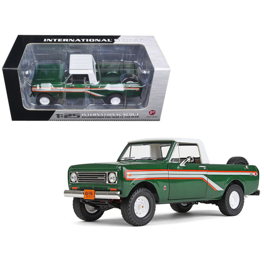 1979 International Scout Terra Pickup Truck Emerald Green 1/25 Diecast Model Car  By First Gear 40-0391