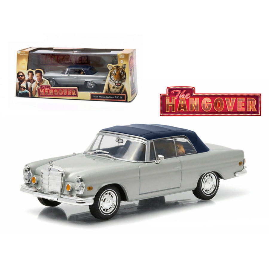 1969 Mercedes 280 Se Convertible Top Up Damaged With Tiger The Hangover Movie (2009) 1/43 Diecast Model Car By Greenlight 86462