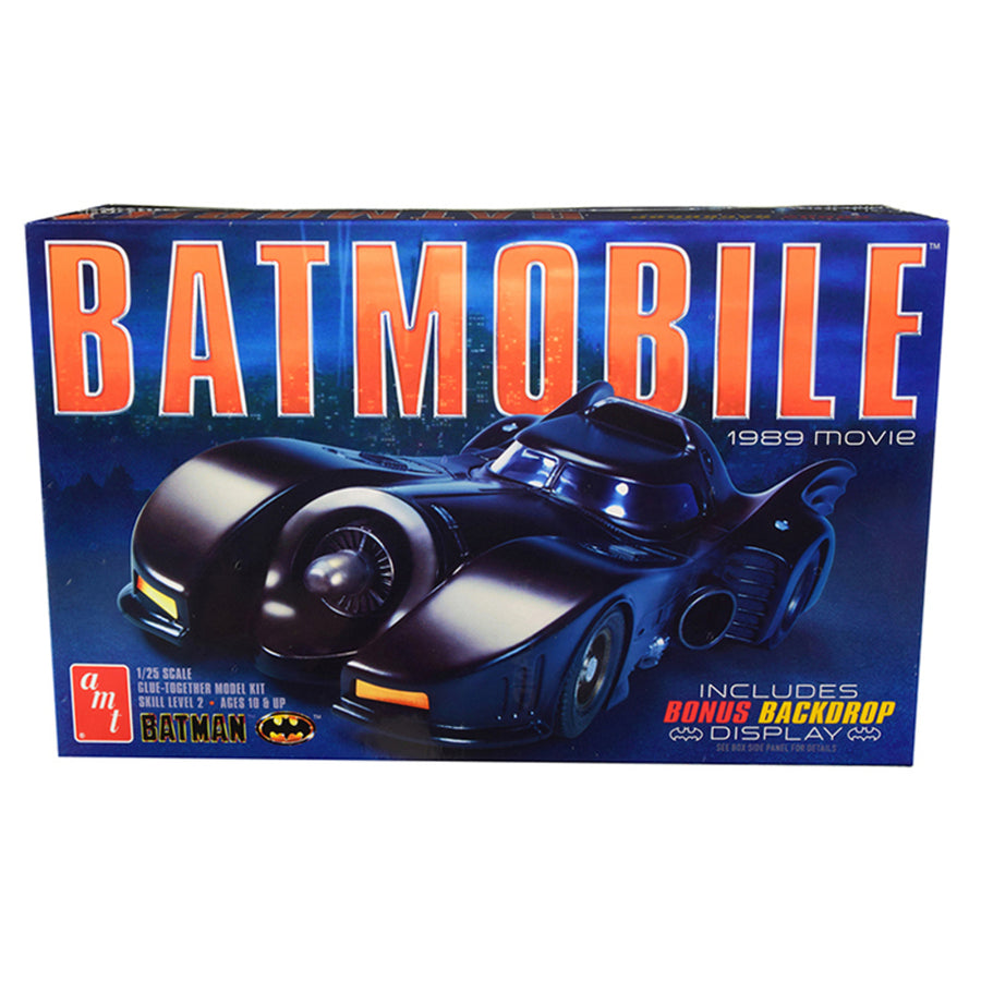 Skill 2 Model Kit Batmobile Batman (1989) Movie With Backdrop Display 1/25 Scale Model By Amt Amt935