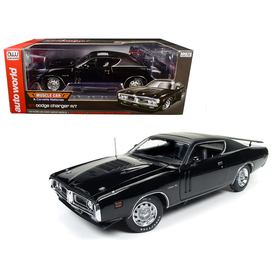 1971 Dodge Charger R/t Tx9 Black On Black Hardtop With Sunroof Mcacn Limited Edition To 1002pc 1/18 Diecast Model Car By Autoworld Amm1107