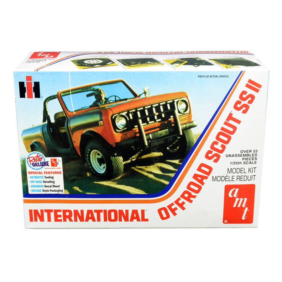 Skill 2 Model Kit Ih International Off-road Scout Ss Ii 1/25 Scale Model By Amt Amt1102