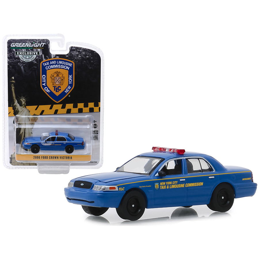 2006 Ford Crown Victoria New York City Taxi And Limousine Commission (tlc) Blue Hobby Exclusive 1/64 Diecast Model Car By Greenlight 30092