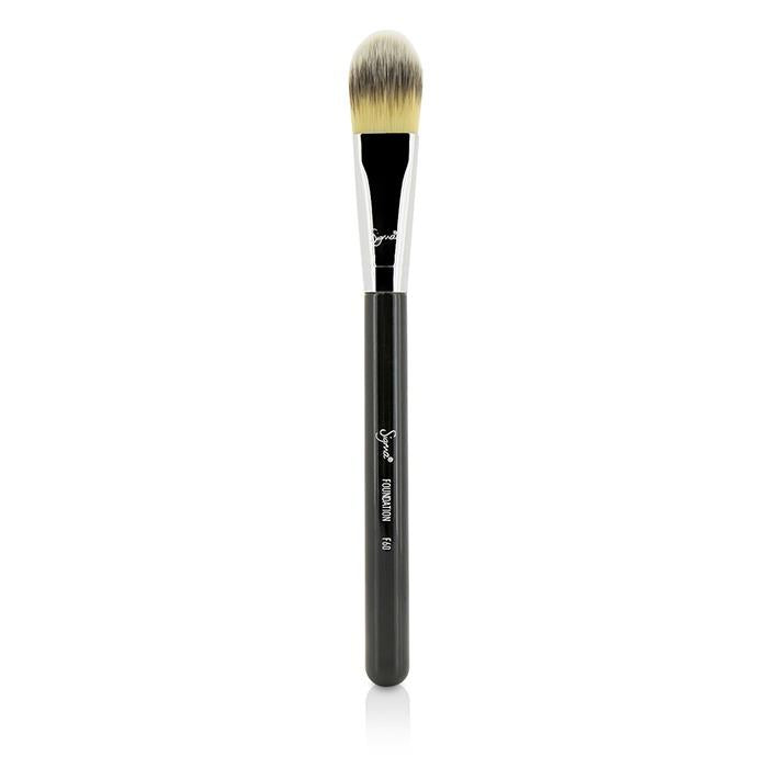 F60 Foundation Brush - -