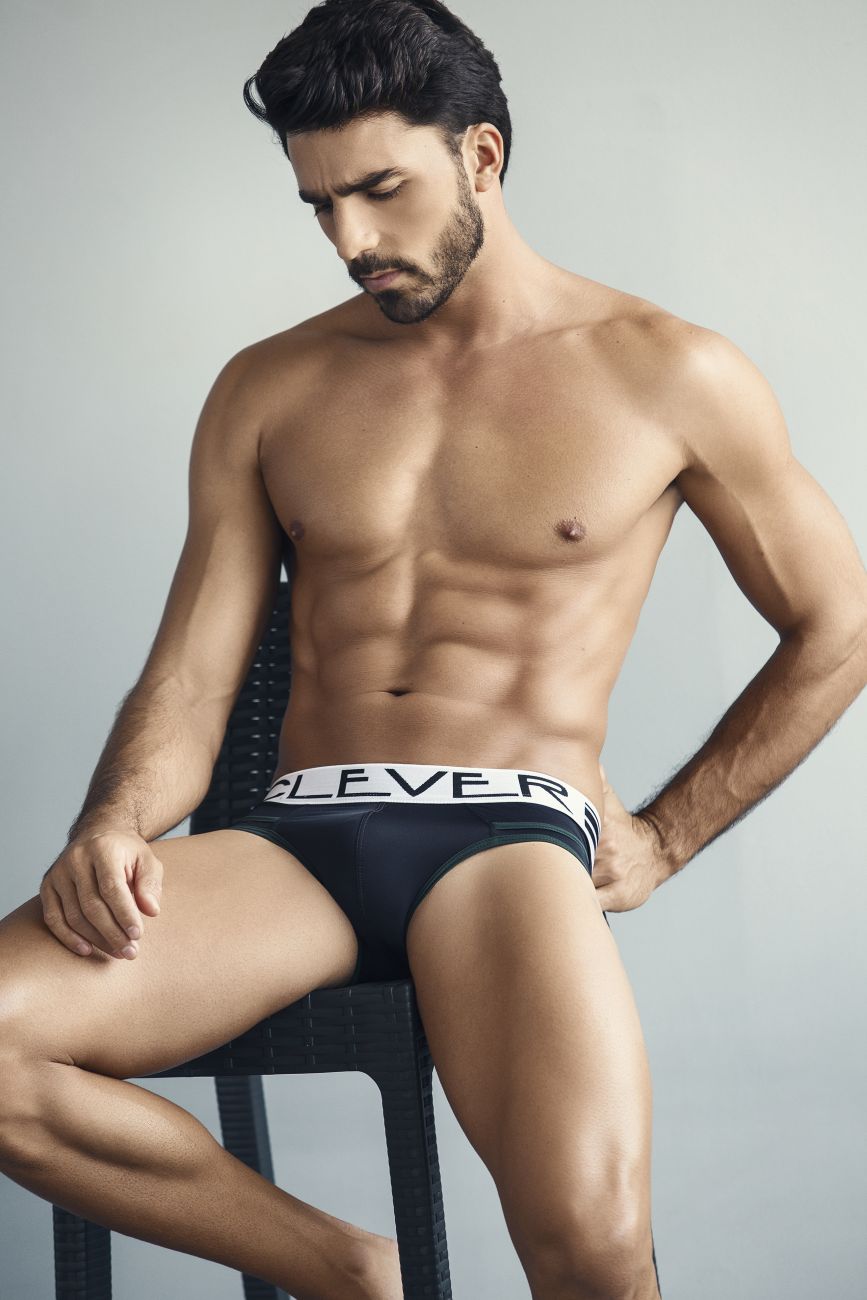 Czech Piping Briefs