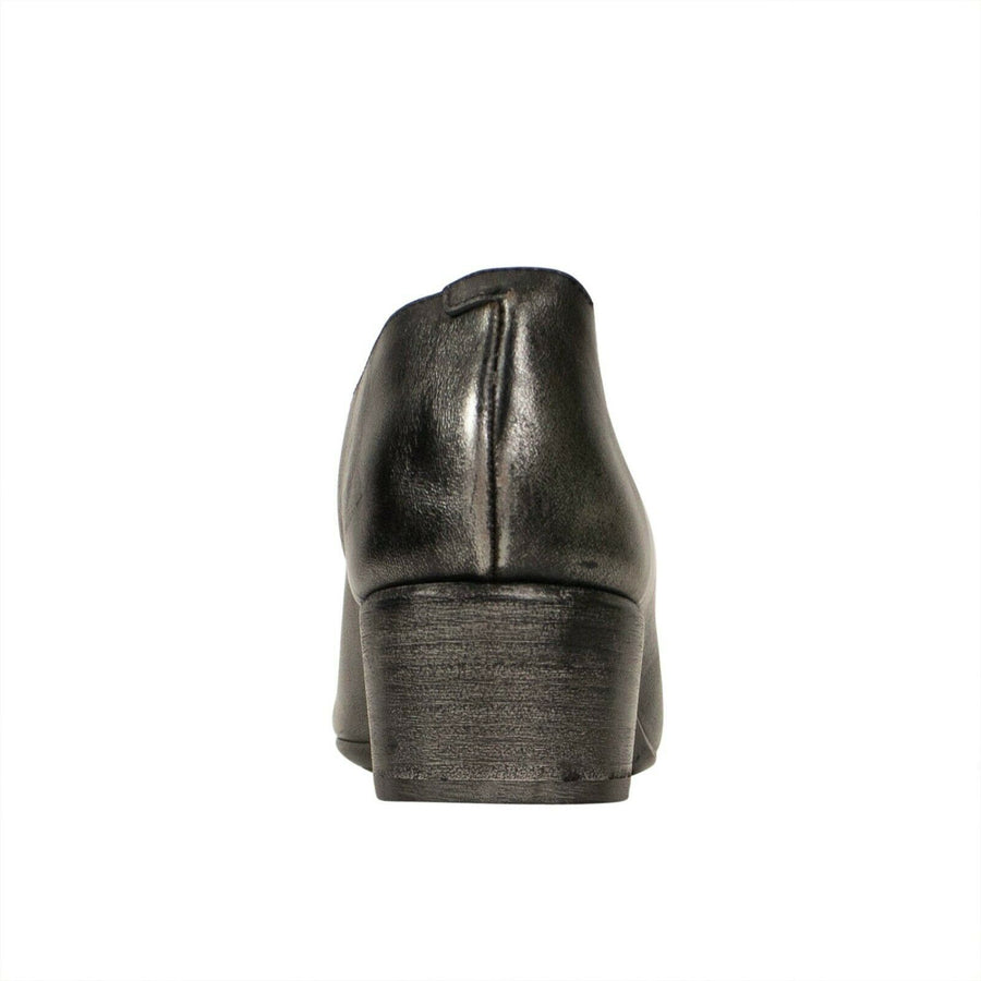 Bo Scarpa Iridescent Leather Pumps - Black