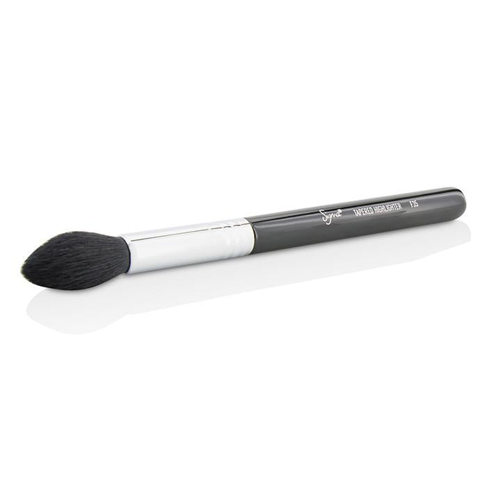 F35 Tapered Highlighter Brush - -