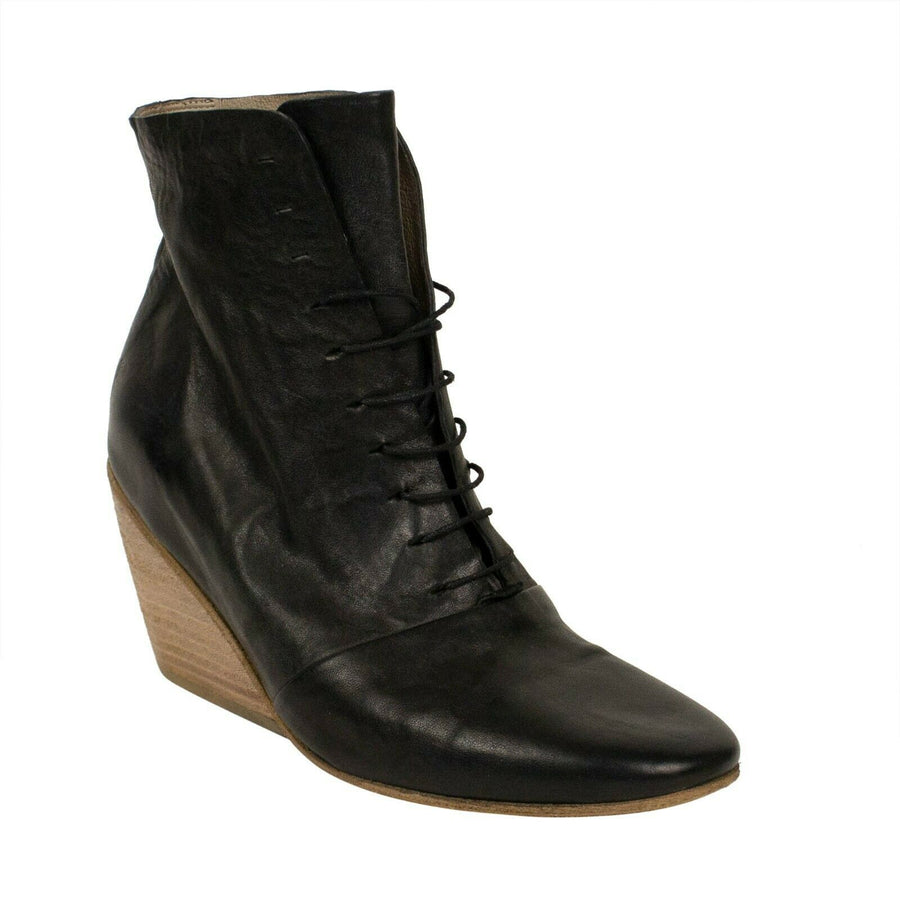 Distressed Horse Skin Leather Boots - Black