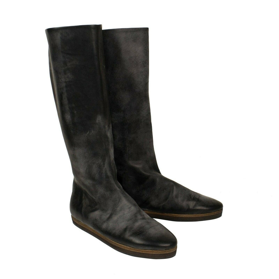 Distressed Horse Leather Boots - Black
