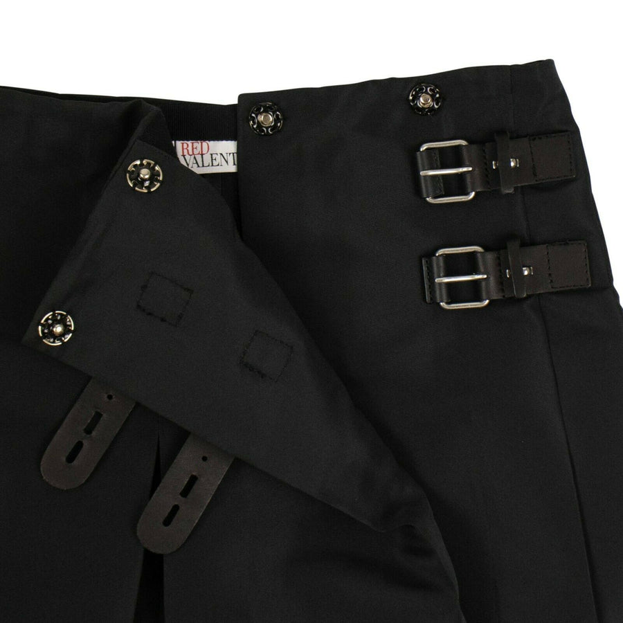 Satin Thick Pleated Flare Shorts - Black