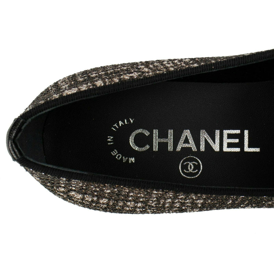 Metallic Logo Loafers Flats - Pink / Black