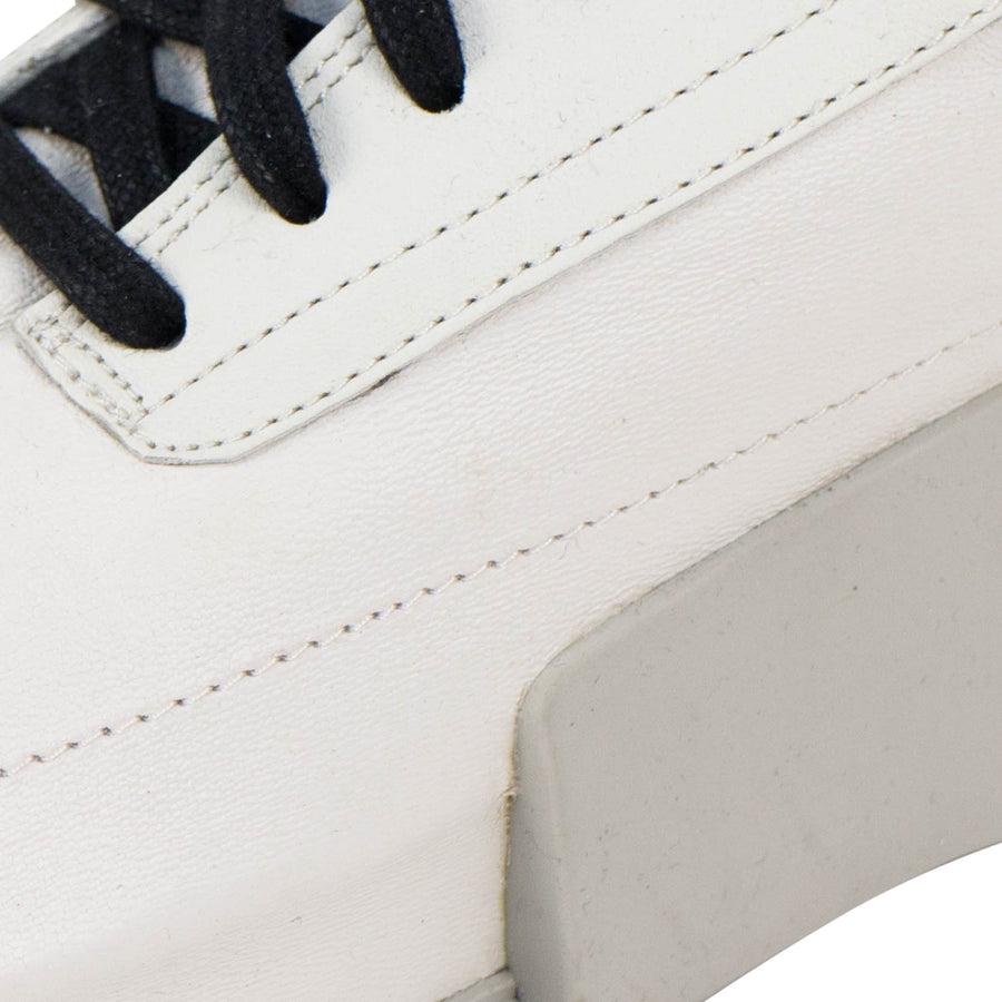 Level Runner Low Sneaker - White