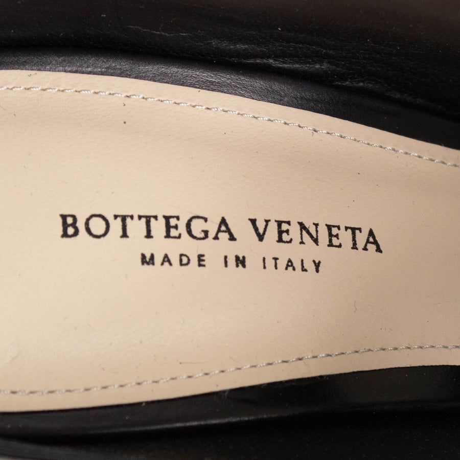 Leather Cutout Ankle Strap Pumps - Black